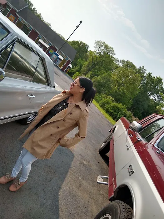 GLENMONT CAR WASH 4