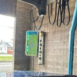Colonial Car Wash ico