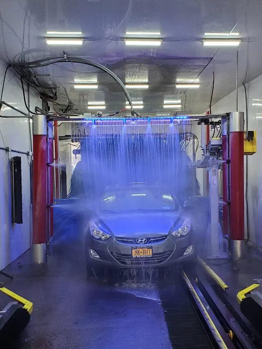 Golden Arrow Car Wash & Detailing 9