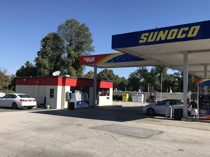 Clifton Gas 'n' Wash 5