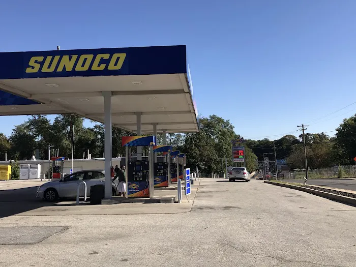 Clifton Gas 'n' Wash 4