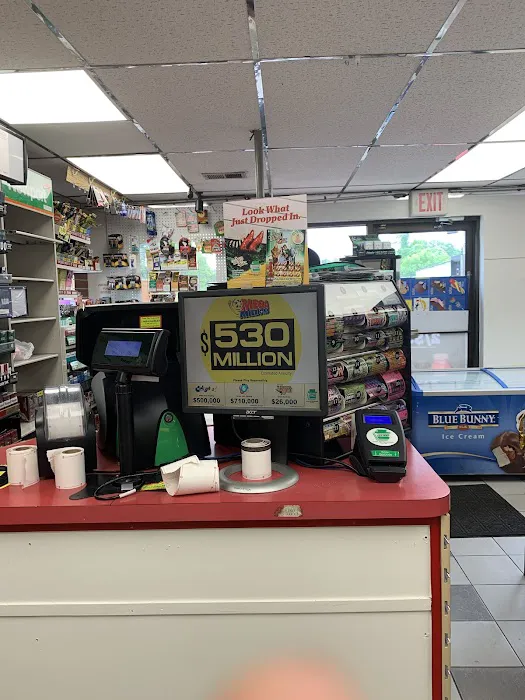 Clifton Gas 'n' Wash 3