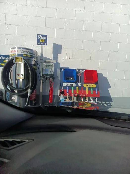 Russell Speeder's Car Wash 3