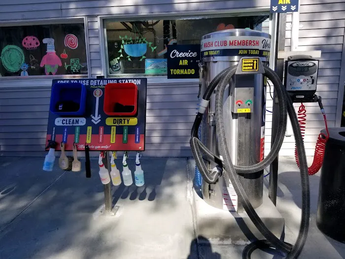 Russell Speeder's Car Wash 8