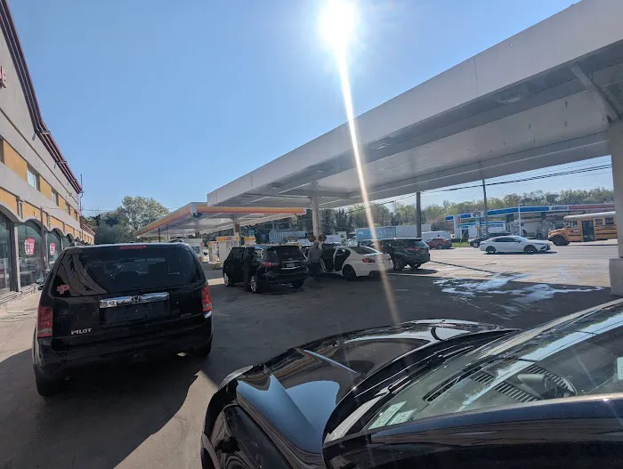 Pelham Manor Car Wash & Lube 3