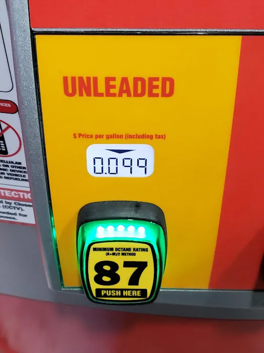 Gas Station - Giant 1