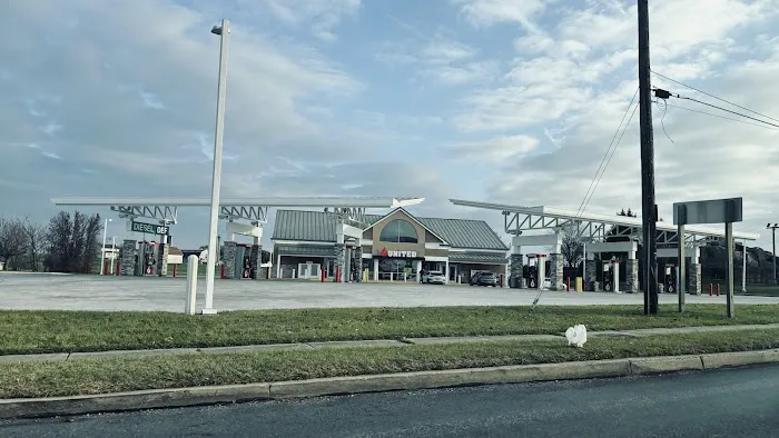 United Gas Station 3