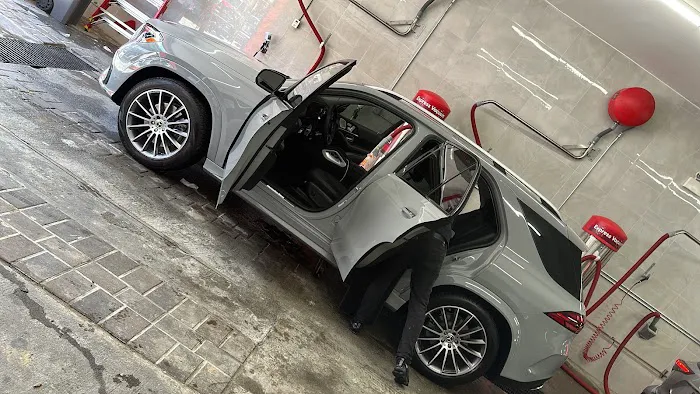 El maco hand car wash 1