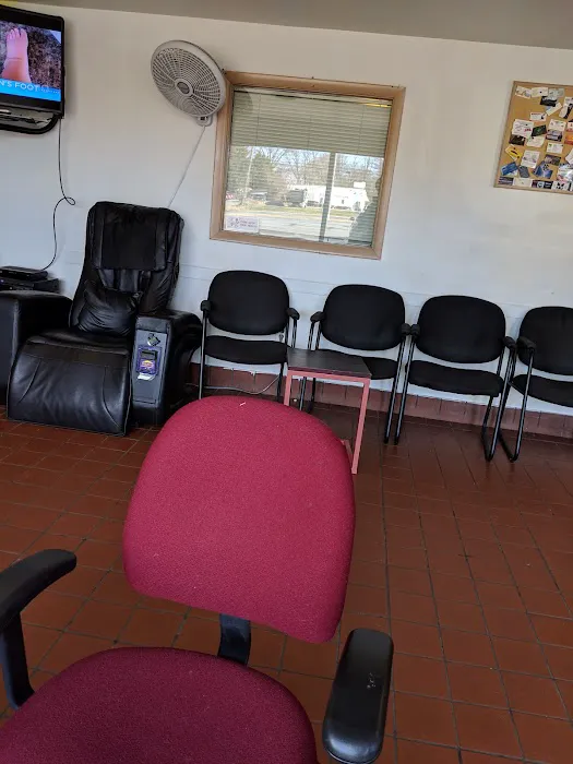 Lee's Best Car Wash, Lube, Detailing, New and Used Tire Center. 3