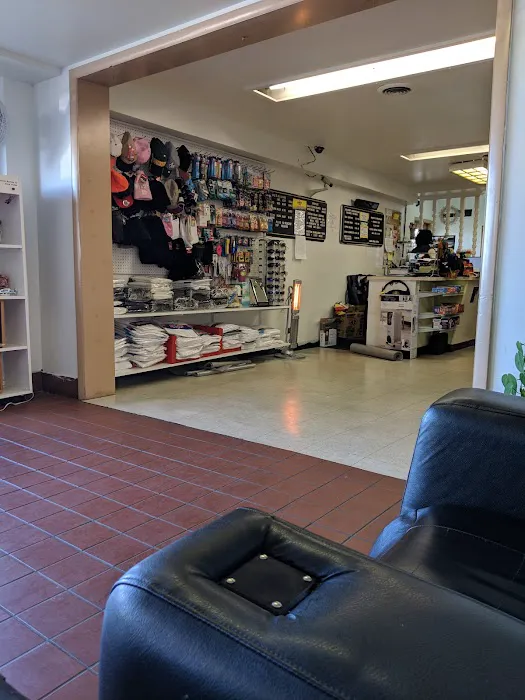 Lee's Best Car Wash, Lube, Detailing, New and Used Tire Center. 1
