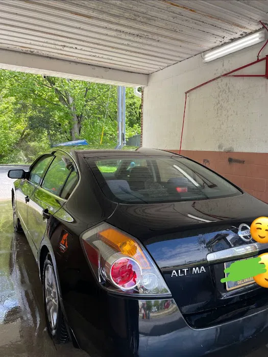 Leo's Car Wash 0