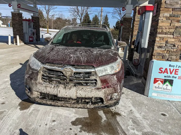 Leo's Car Wash 3
