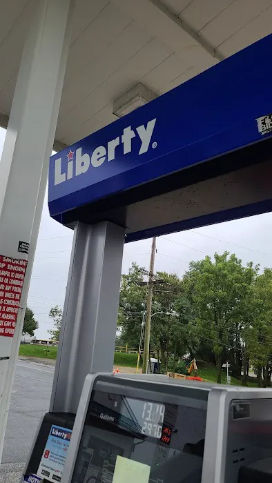 Liberty Gas Station/Squires Pantry 5