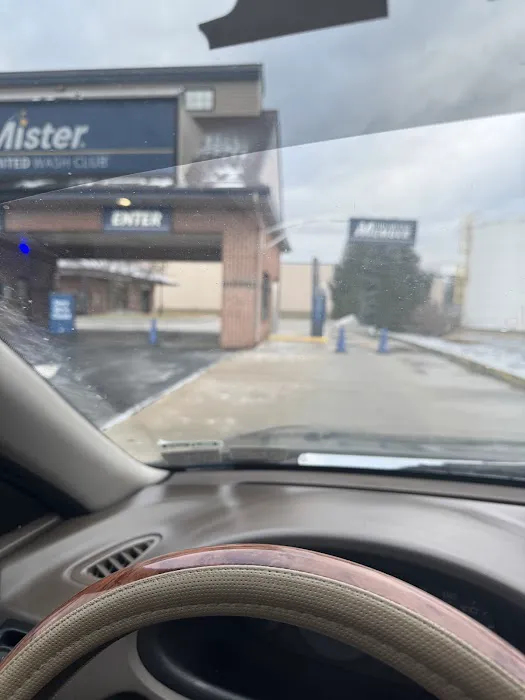 Mister Car Wash 1