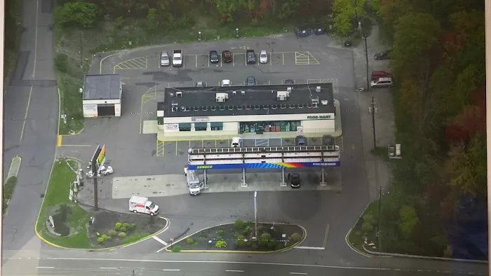 Carriage Stop Plaza - Sunoco Gas Station 7