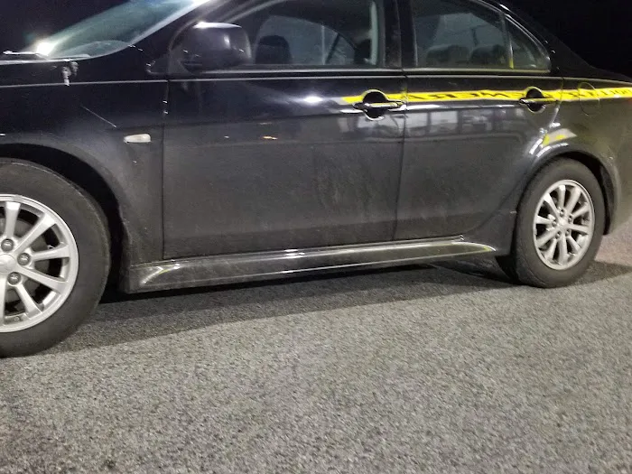 Bud's Car Wash 4