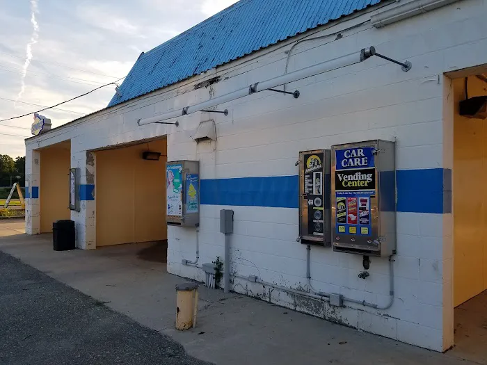 Bud's Car Wash 1
