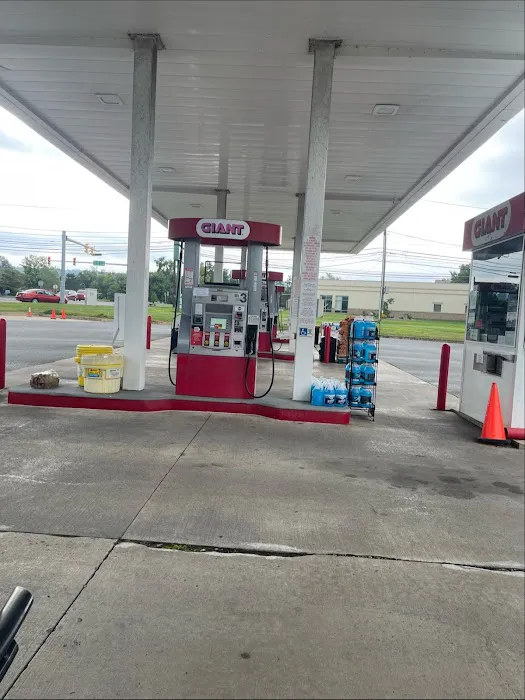Giant Gasoline 0