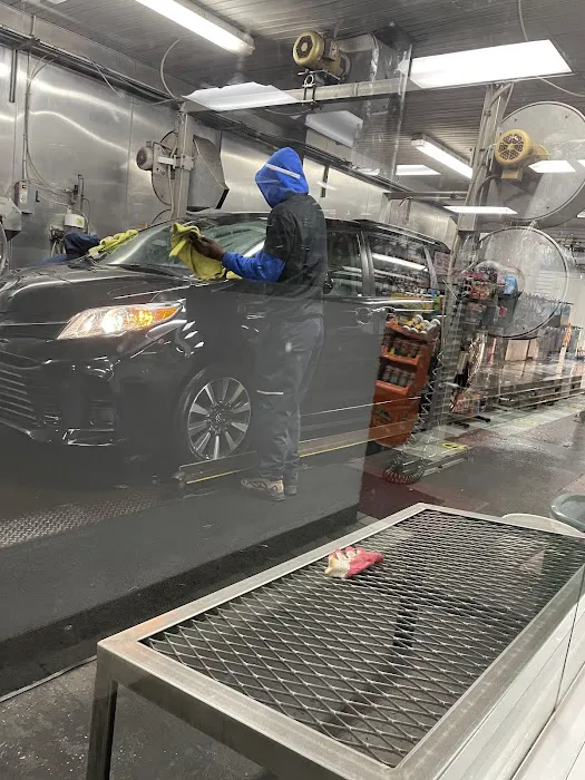 Auto Laundry Car Wash 4
