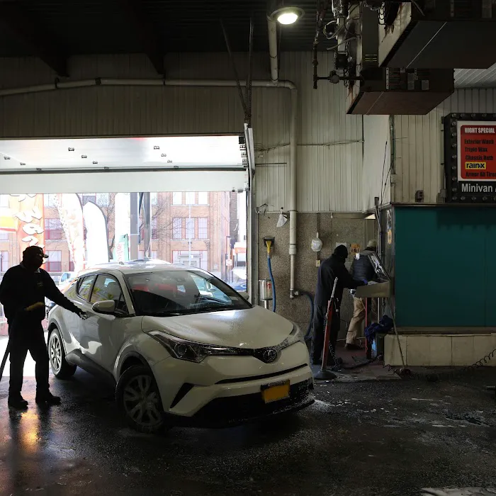 Speedy Lube & Car Wash | Wheel alignment service in Bronx New York 5