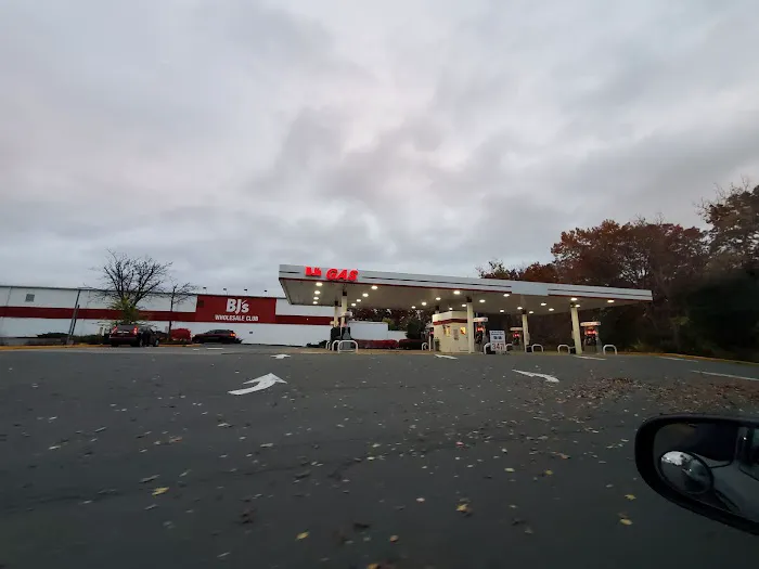 BJ's Gas Station 8