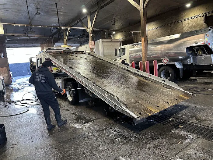 Brooklyn Truck Wash & Lube Center 5