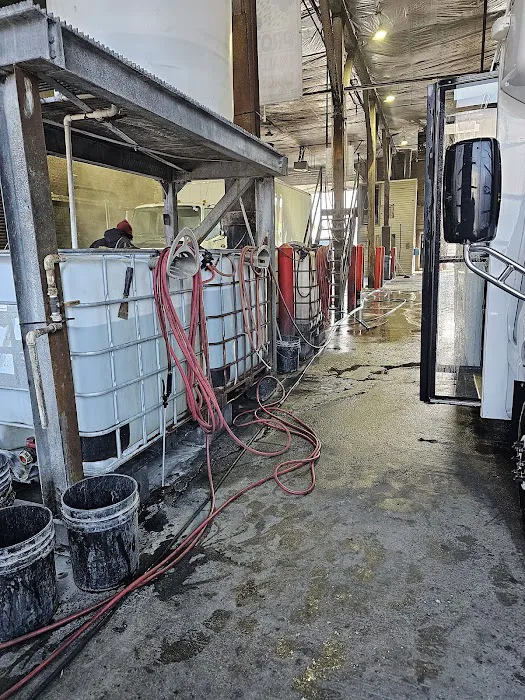 Brooklyn Truck Wash & Lube Center 1