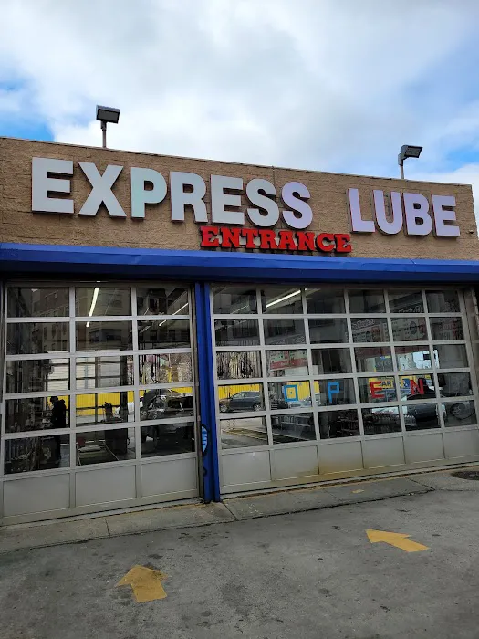 Magic Car Wash & Lube 1