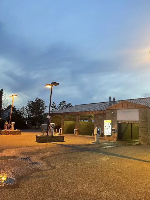 EZ Clean Car Wash 3