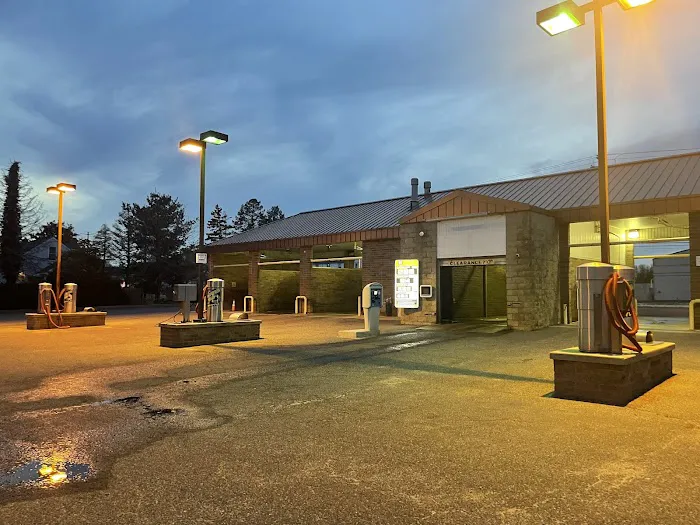 EZ Clean Car Wash 5