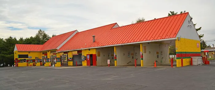 Al's Super Suds Touchless Car Wash 1