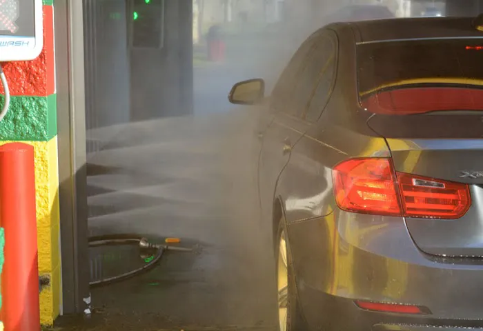 Al's Super Suds Touchless Car Wash 2