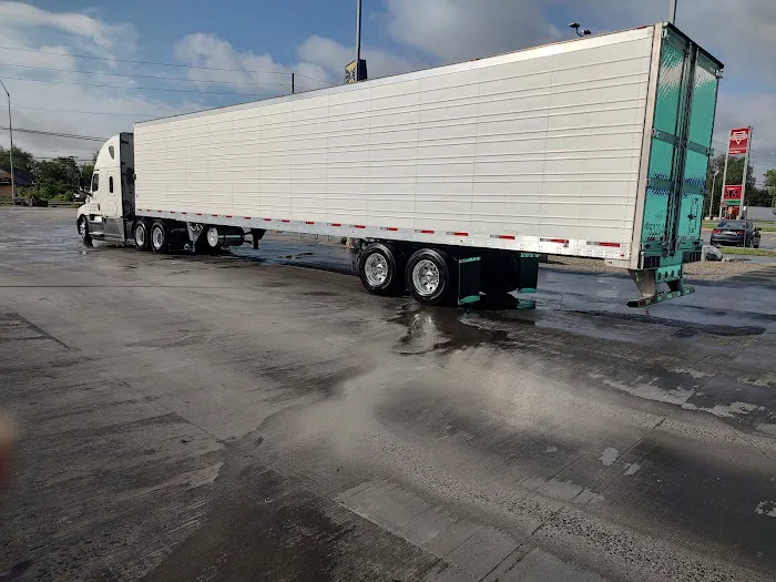 Blue Beacon Truck Wash of Carlisle 2