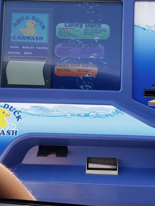 Lucky Duck Car Wash 3