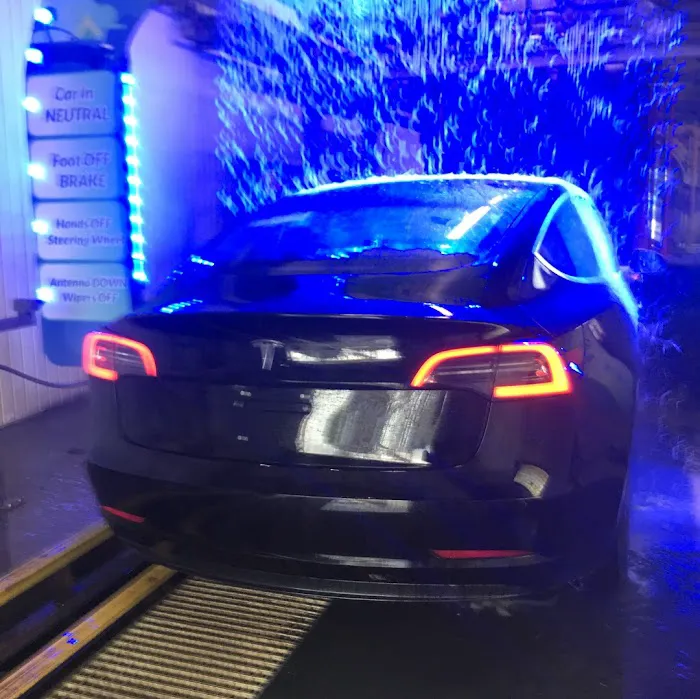 QuiXpress Car Wash 4