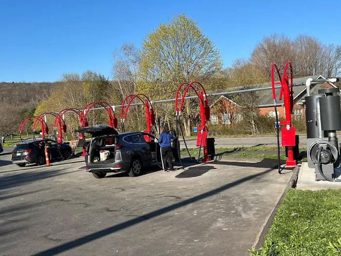 Russell Speeder's Car Wash Naugatuck 6