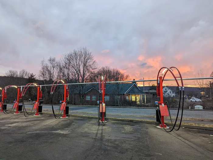 Russell Speeder's Car Wash Naugatuck 2