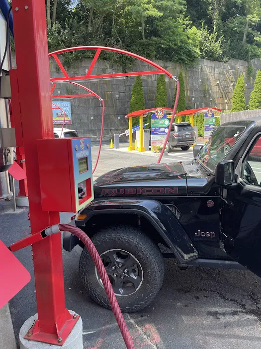 Fred's Car Wash 4