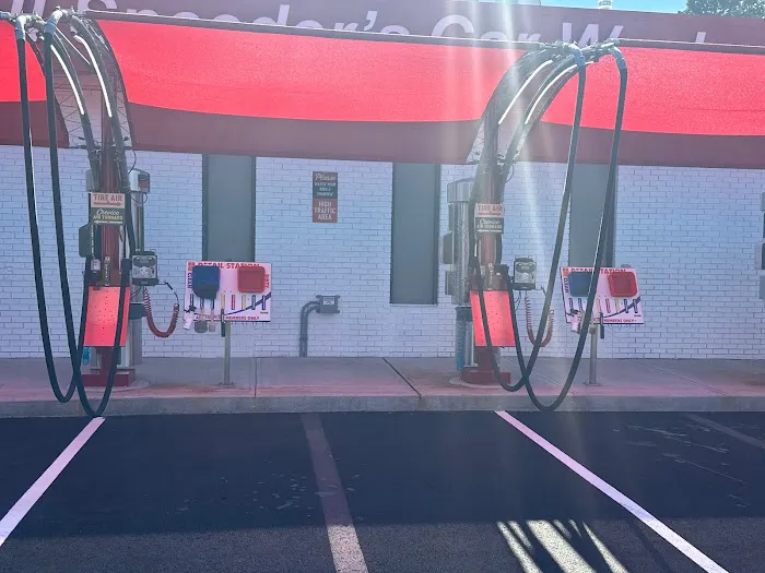 Russell Speeder's Car Wash 9