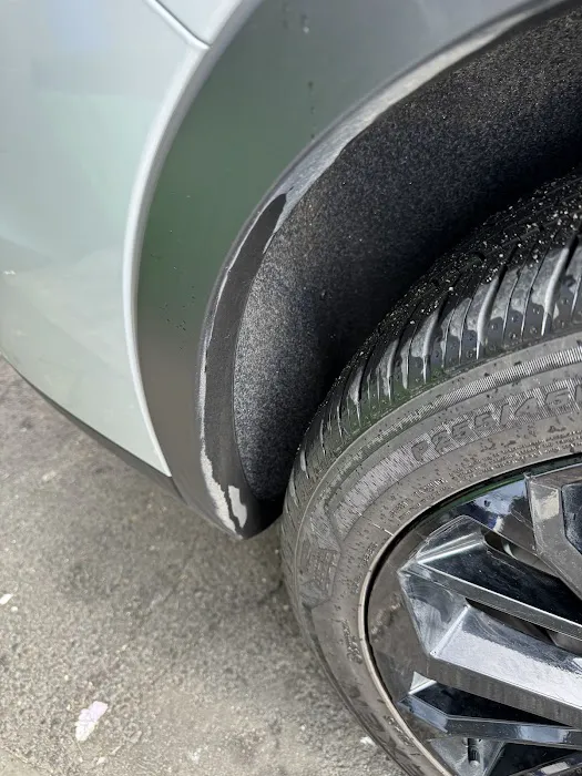 Magic Hand's Car Wash & Detailing 0