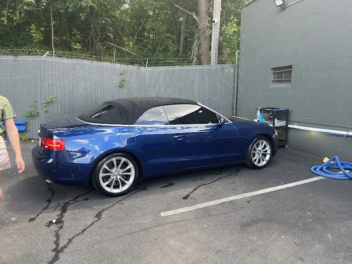 Magic Hand's Car Wash & Detailing 7
