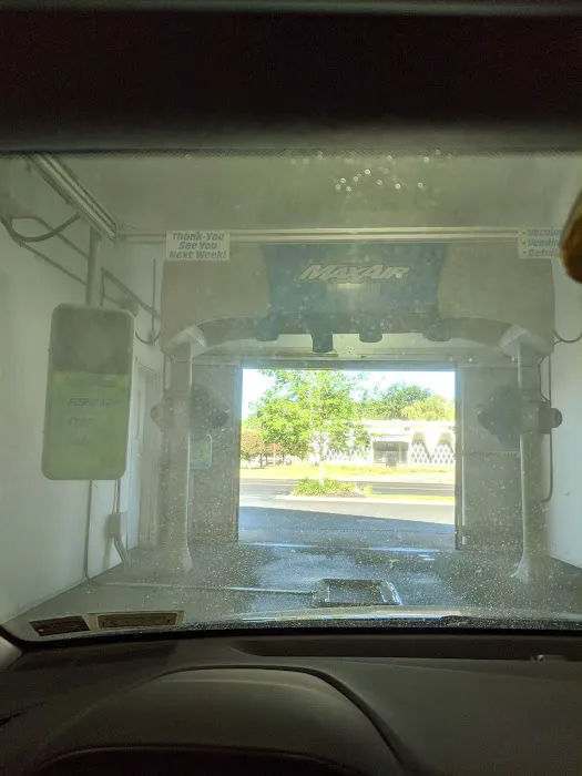 Wet Willy's Car Wash 2