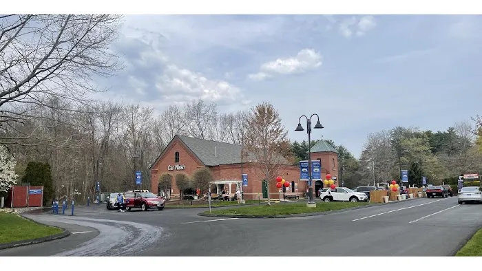 Russell Speeder's Car Wash 1