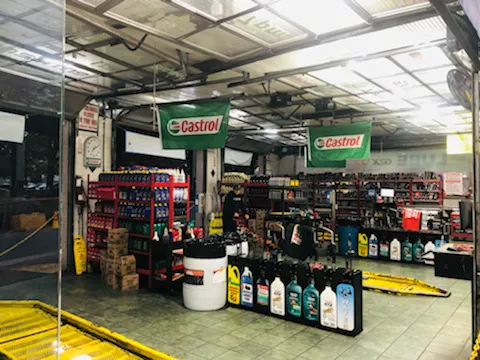 Waring Ave Car Wash & Lube 4
