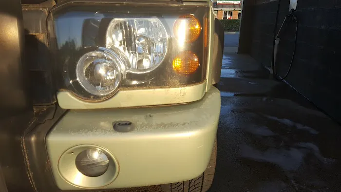 Bud's Car Wash 4