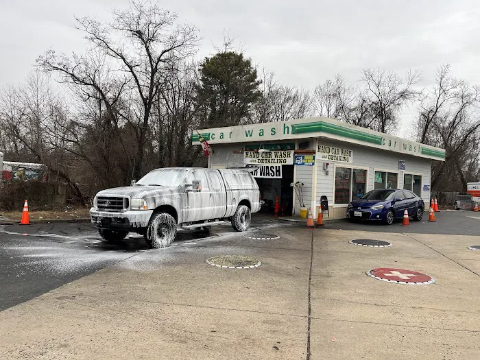 Los Primos Car Wash 4