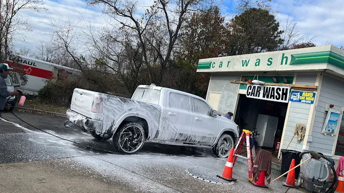 Los Primos Car Wash 7