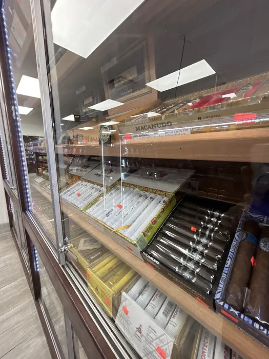 Citgo Gas & Mart (Smoke,Tobacco, & Vape Super Store) 2