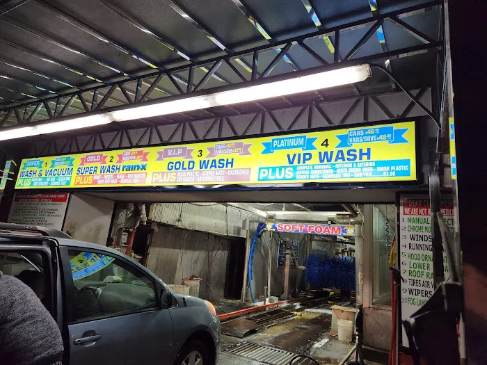 Utica Car Wash 3