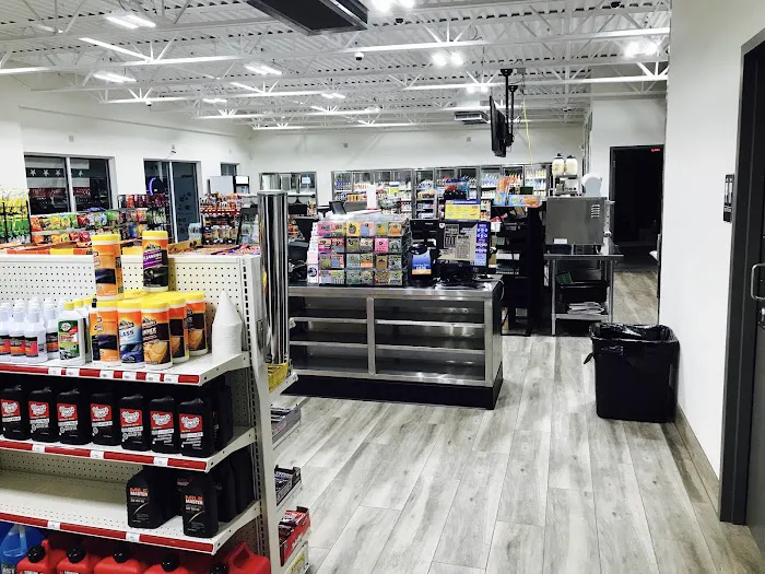 Seniors Deli and Citgo 4